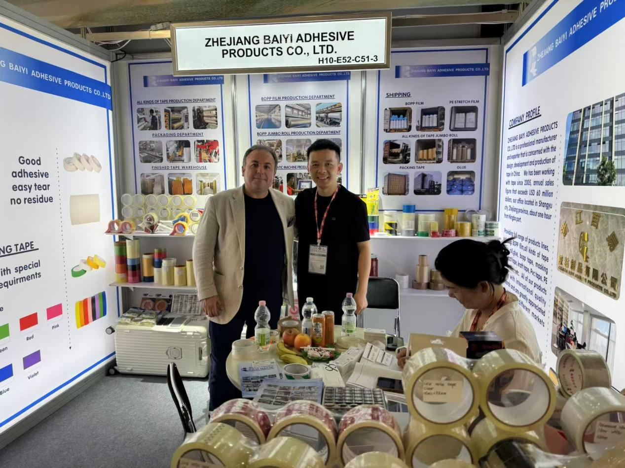تشارك شركة Baiyi لاصقة في IPACK IMA MILANO 2025 - نجاح كبير